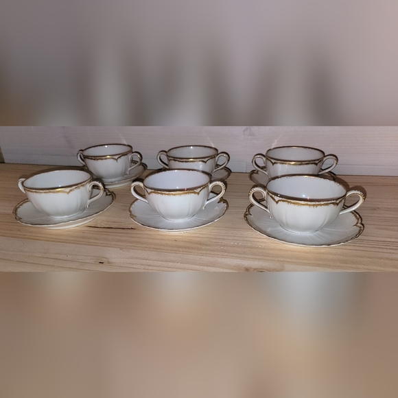 Haviland and Co. limoges cups and saucers - Picture 5 of 7